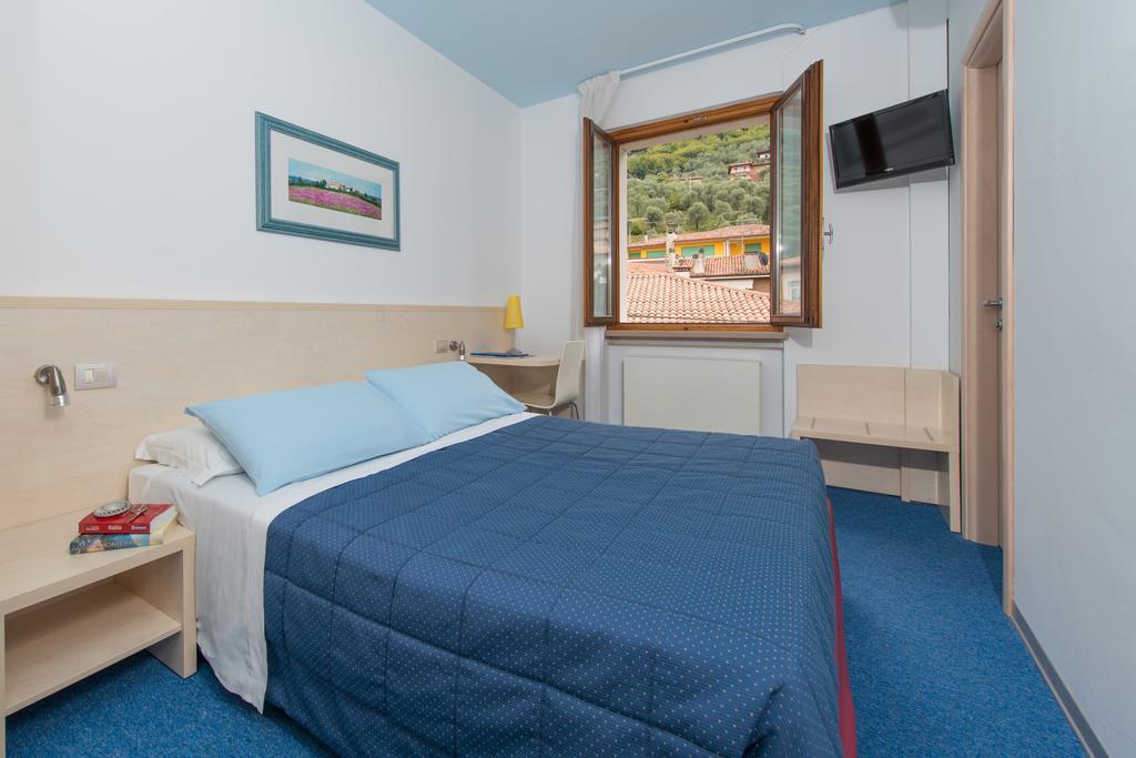Hotel Erika Malcesine Rum bild
