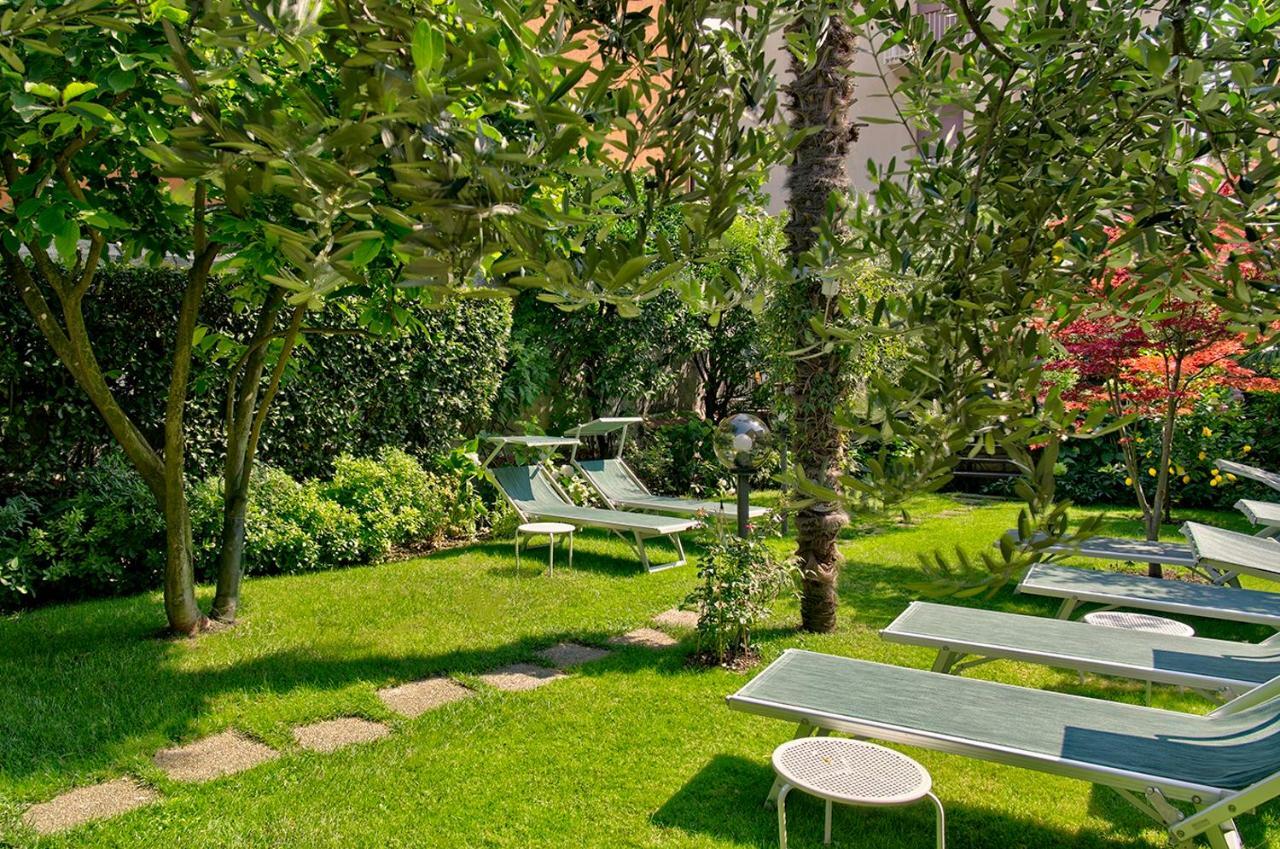 Hotel Erika Malcesine Exteriör bild